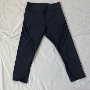 Lulu Lemon Mesh Cropped Leggings